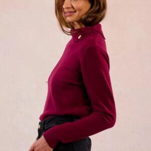 Maglione dolcevita con bottoni